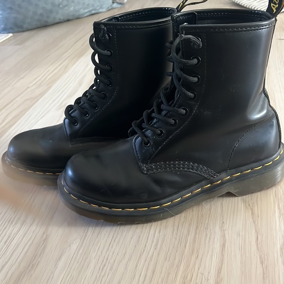 Doc marten boots - Picture 2 of 4